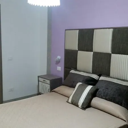 Casa Marta Sant'erasmo Палермо